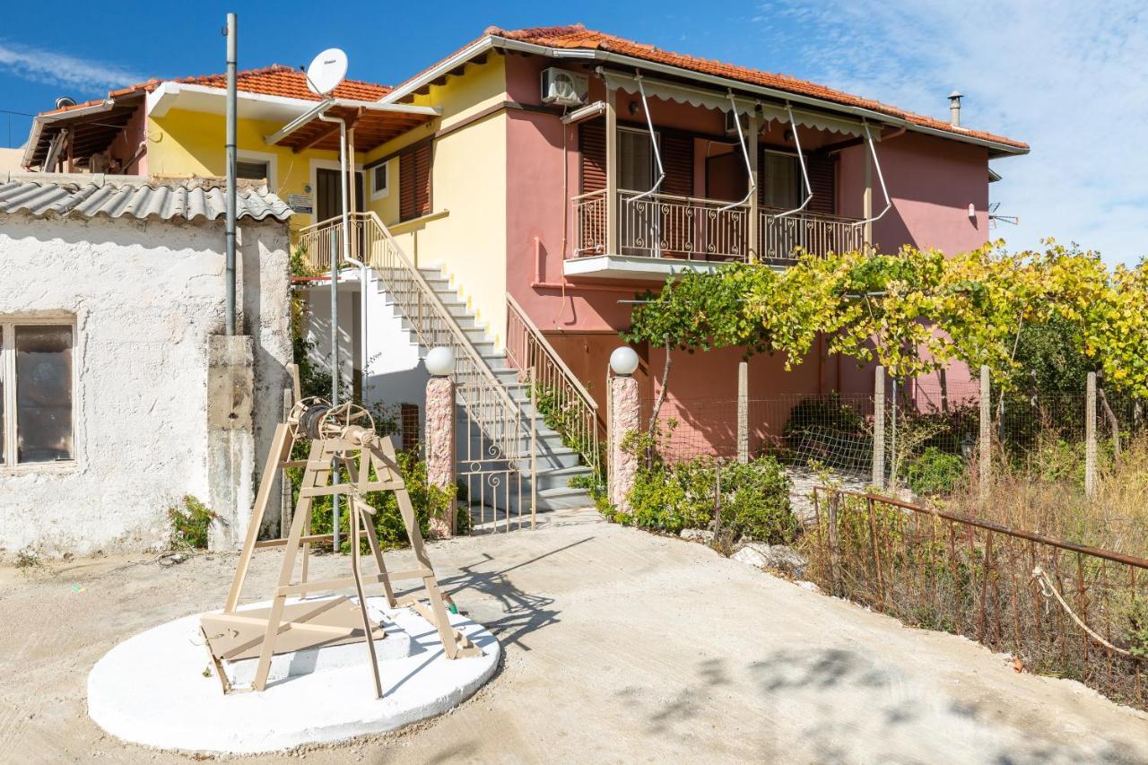 Eros Appartments Kalamitsi  Exterior photo